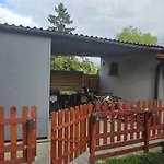 Apartment Vu's *