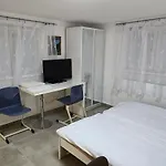 Vu's * Praga