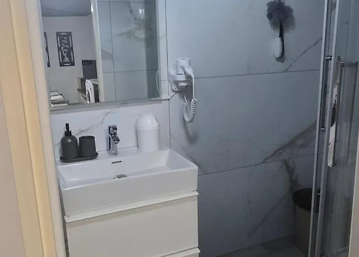 Apartment Vu's *